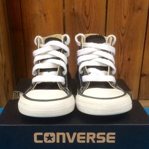 Infant Converse All Star Chuck Taylor Size 4c